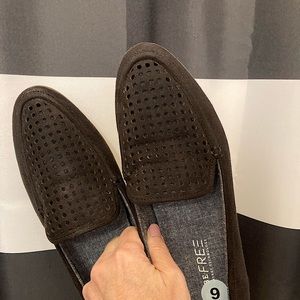 Dr. Scholls black, size 9 black slip ons. Never worn.